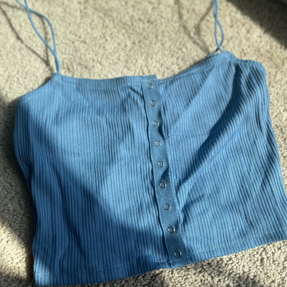 BLUE BUTTON TOP